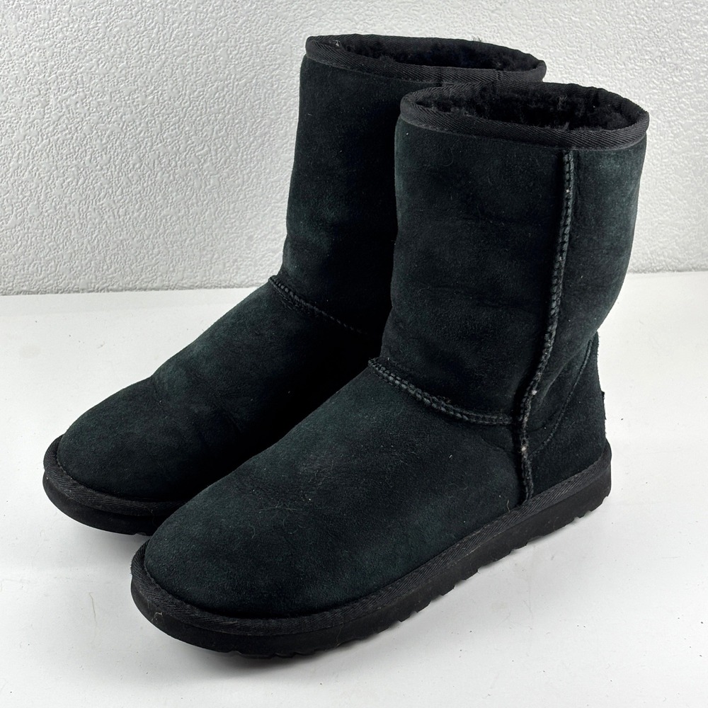 UGG Australia Classic Short Boots Womens 9 Black Good Suede Shearling 5825